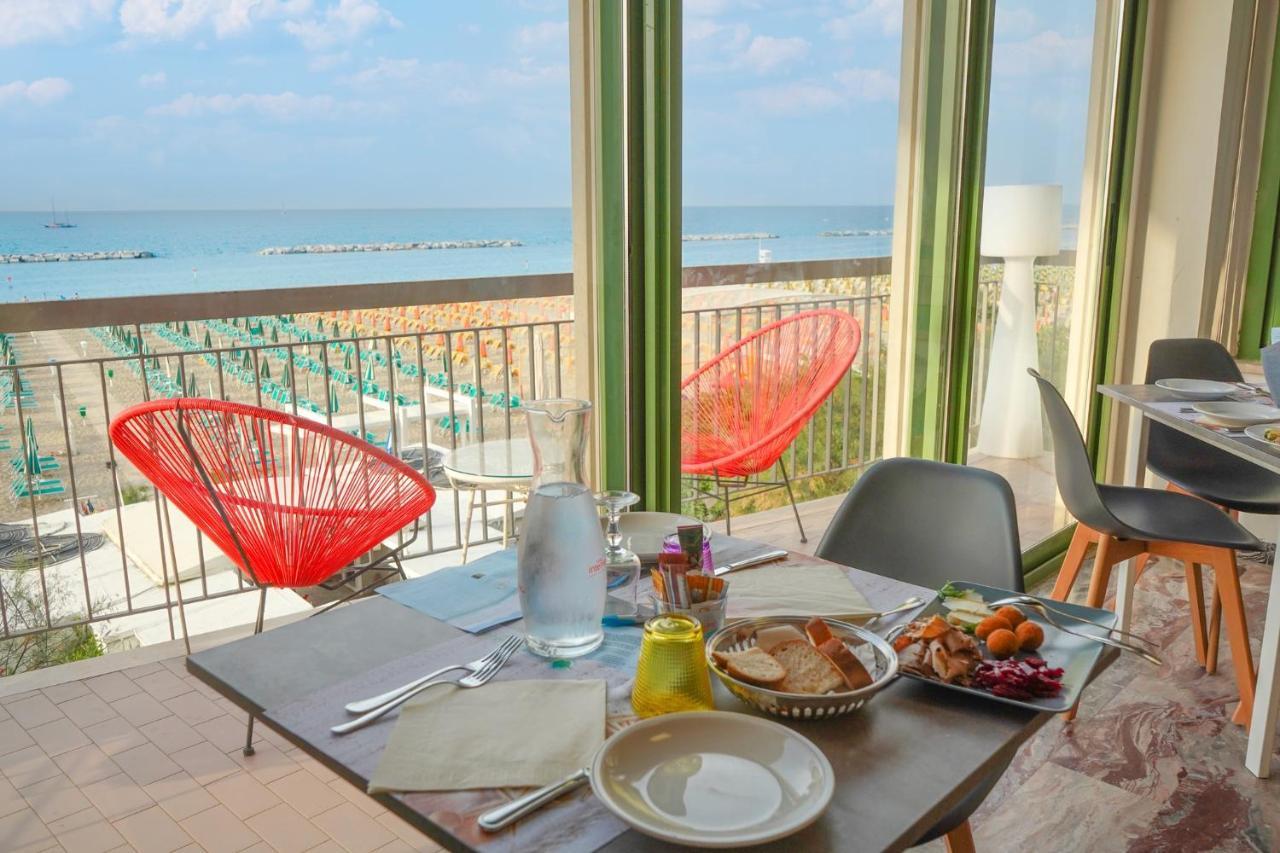 Hotel International Gabicce Mare Dış mekan fotoğraf