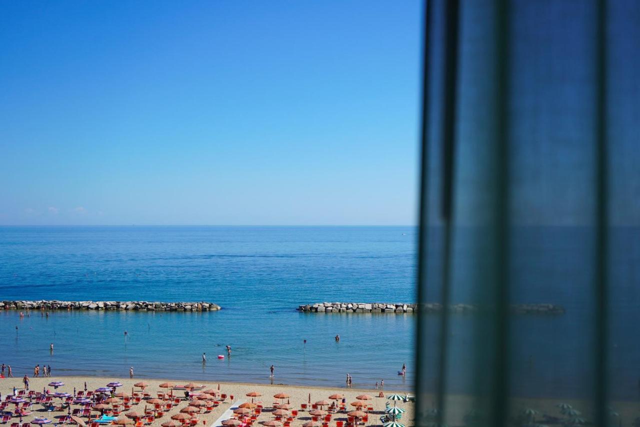 Hotel International Gabicce Mare Dış mekan fotoğraf