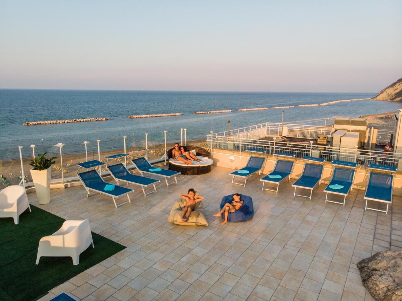 Hotel International Gabicce Mare Dış mekan fotoğraf