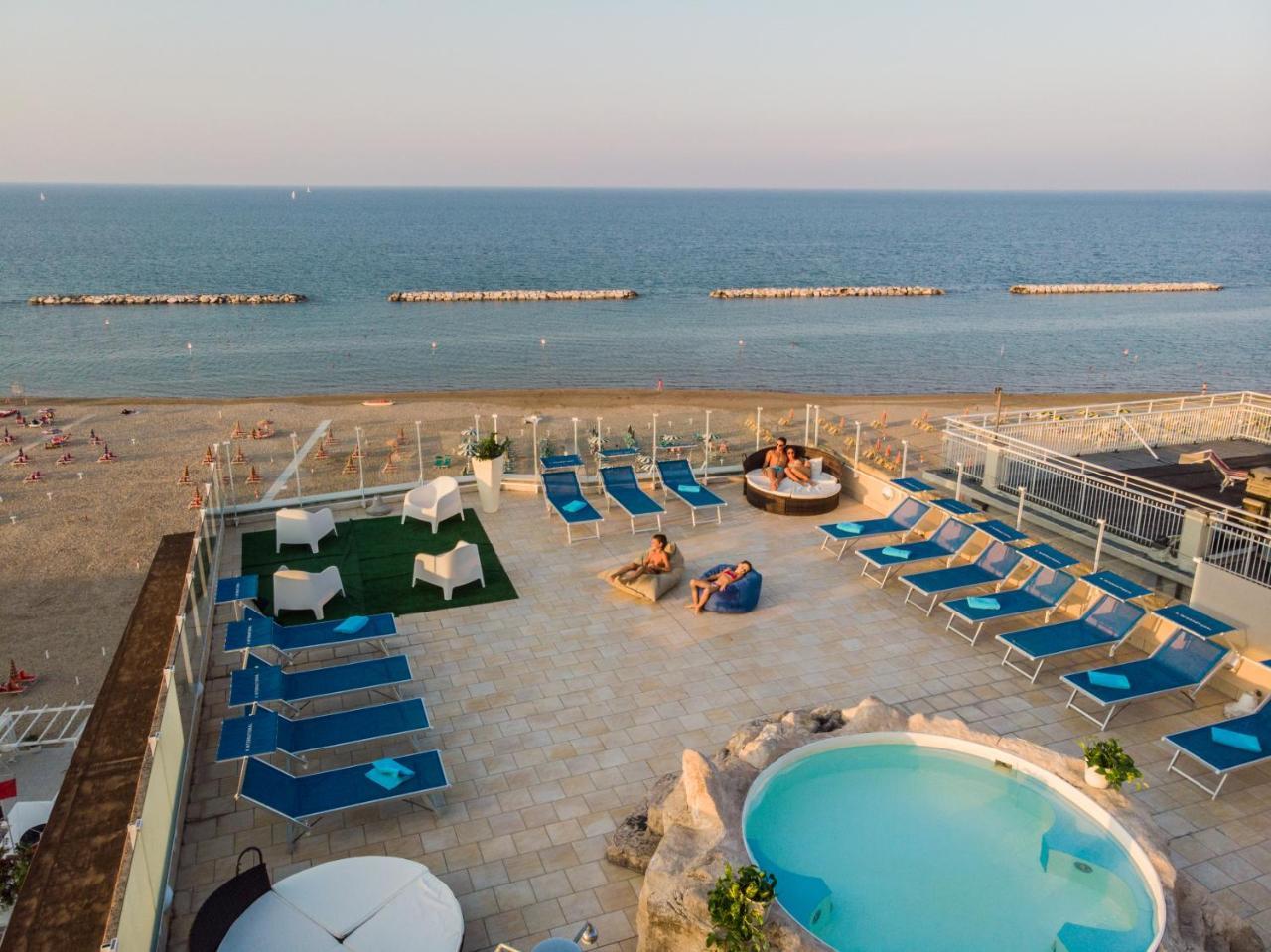 Hotel International Gabicce Mare Dış mekan fotoğraf